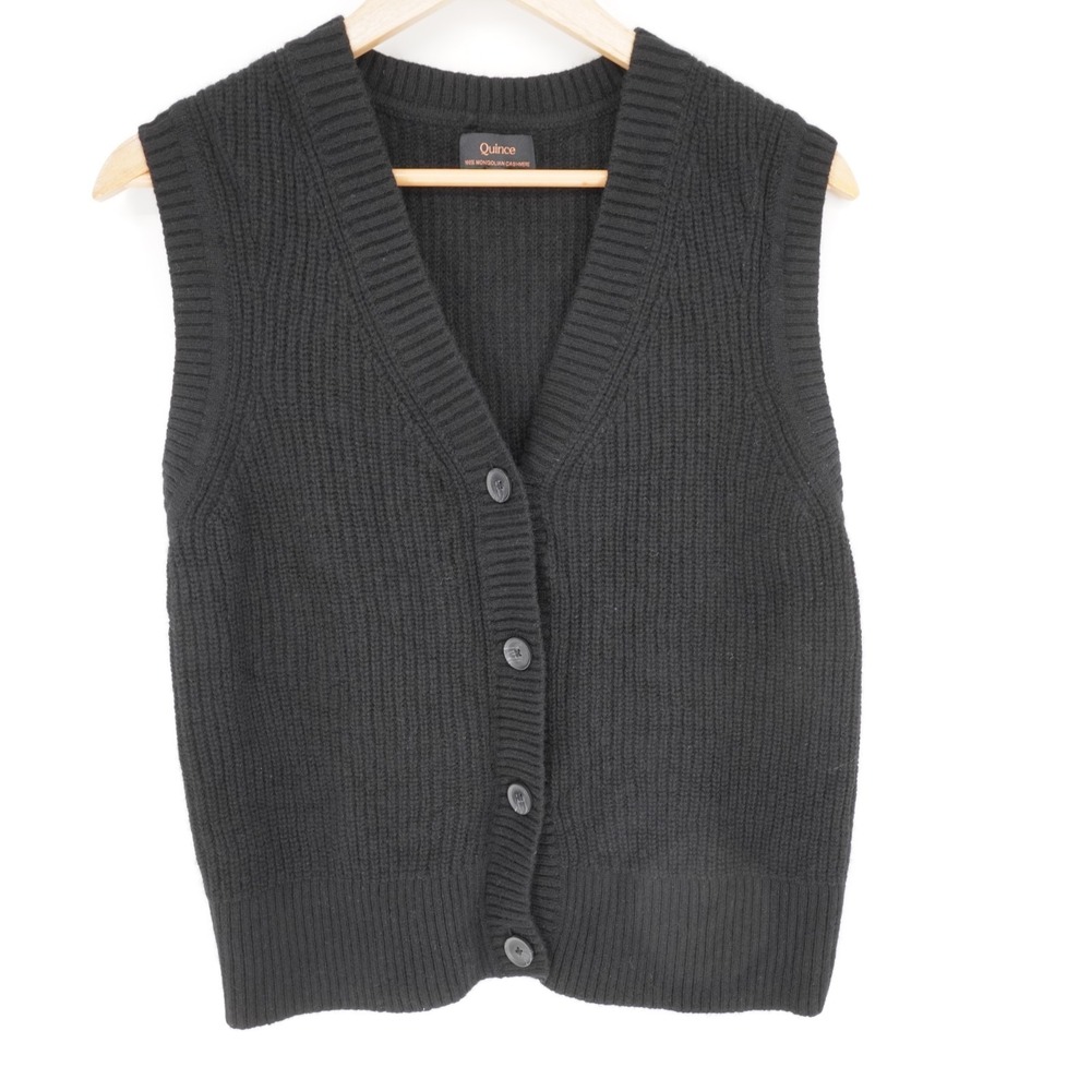 Quince 100% Mongolian Cashmere Sweater Vest Womens L Black Preppy Classic Button